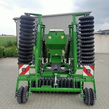 Maszyna do podsiewu łąk 5 m